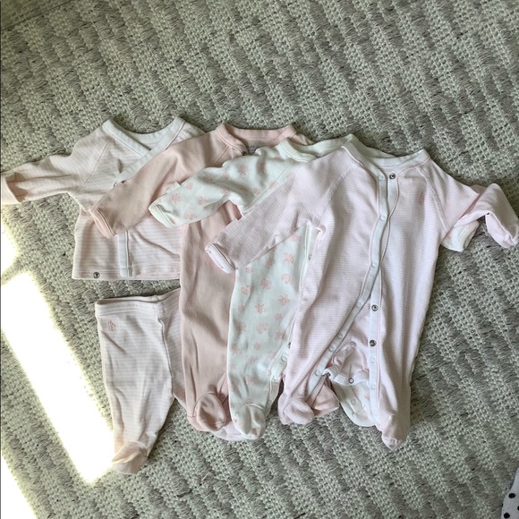 Ralph Lauren bundle newborn outfits. 3 footsies & 1 set.